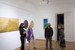 Vernissage Von der Farbe zur Linse, von der Linse zur Farbe von Alfred Resch-Díaz in der Galerie Centrum