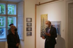 Vernissage Von der Farbe zur Linse, von der Linse zur Farbe von Alfred Resch-Díaz in der Galerie Centrum
