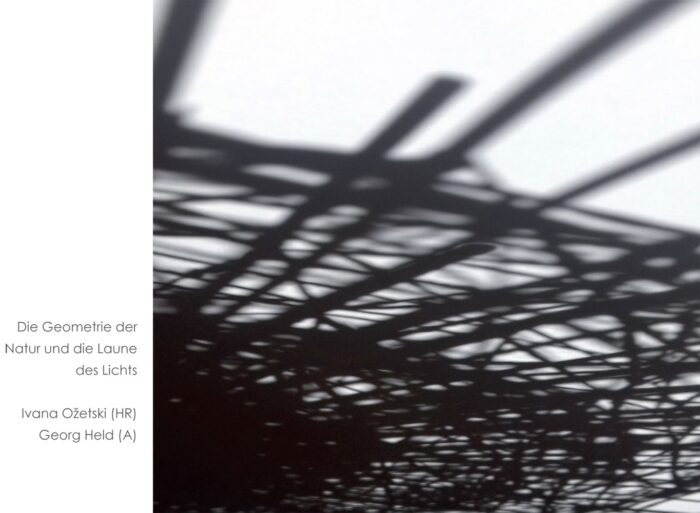 Einladungskarte Vorderseite zur Ausstellung Die Geometrie der Natur und die Laune des Lichts von Georg Held und Ivana Ožetzski in der Galerie Centrum