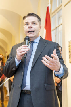AusstellungseroeffnungRathaus am 30.03.2022
