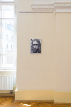 Ausstellungsansicht A Portrait of the Artist in der Fotogalerie im Grazer Rathaus