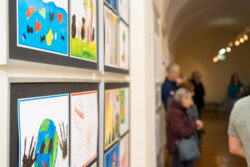 Kinderrechtemeile Jugendgalerie im Grazer Rathaus