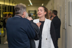 Ausstellungseröffnung Flügel von Lena Feitl, Galerie am Flughafen Graz