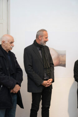 Ausstellungseröffnung Galaxienumarmung im Zentrum von Mirko Maric