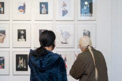 Eröffnung Galerie Centrum Wir zerschneiden die Geschichte Collagen von Julia Cimafiejeva | Klaus-Dieter Hartl | Nicole Wogg